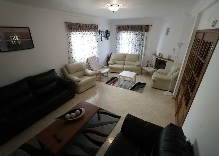 Papoa House * Пениши