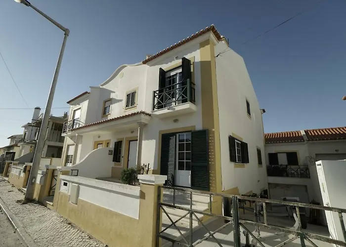 Хостел Papoa House