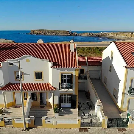 Papoa House Peniche
